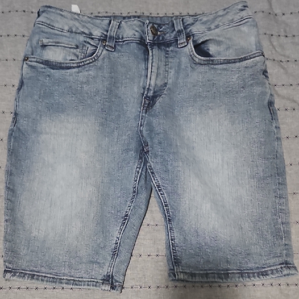 Blue Jean Shorts with Distressed Vintage Look